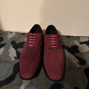 KENNETH COLE BURGUNDY DETER-MIN-ED SUEDE OXFORD SIZE 13